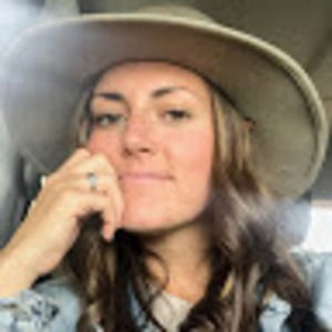 Meet your Posher, Christine